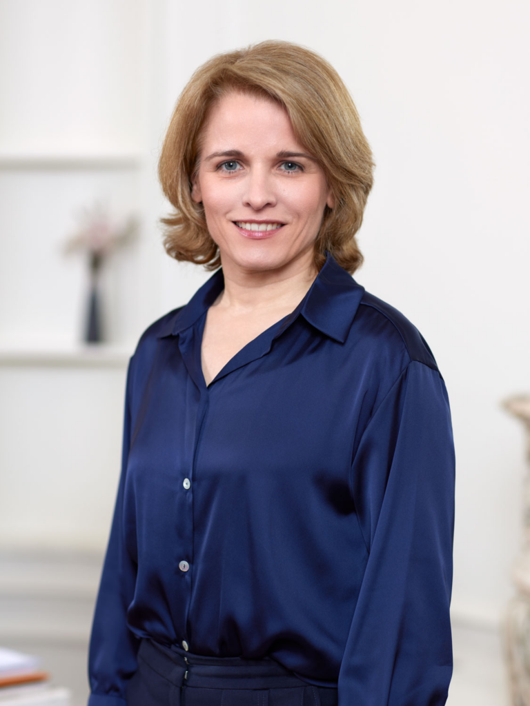 Stéphanie Dugourd - Avocate associée | HDLA Avocats